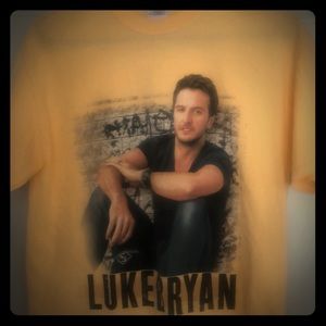Luke Bryan t shirt